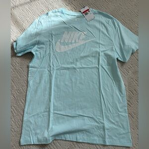 Men’s Nike T-Shirt